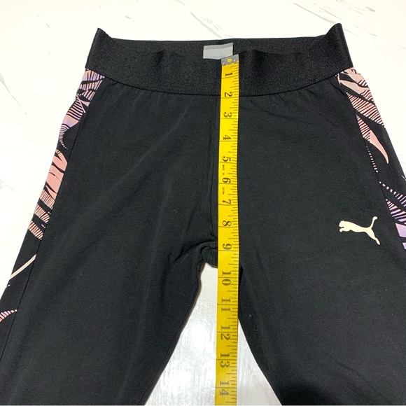 Puma Women’s Black Pink Leaves Print On Sides Lightweight Leggings Size XS/Small - Picture 10 of 12